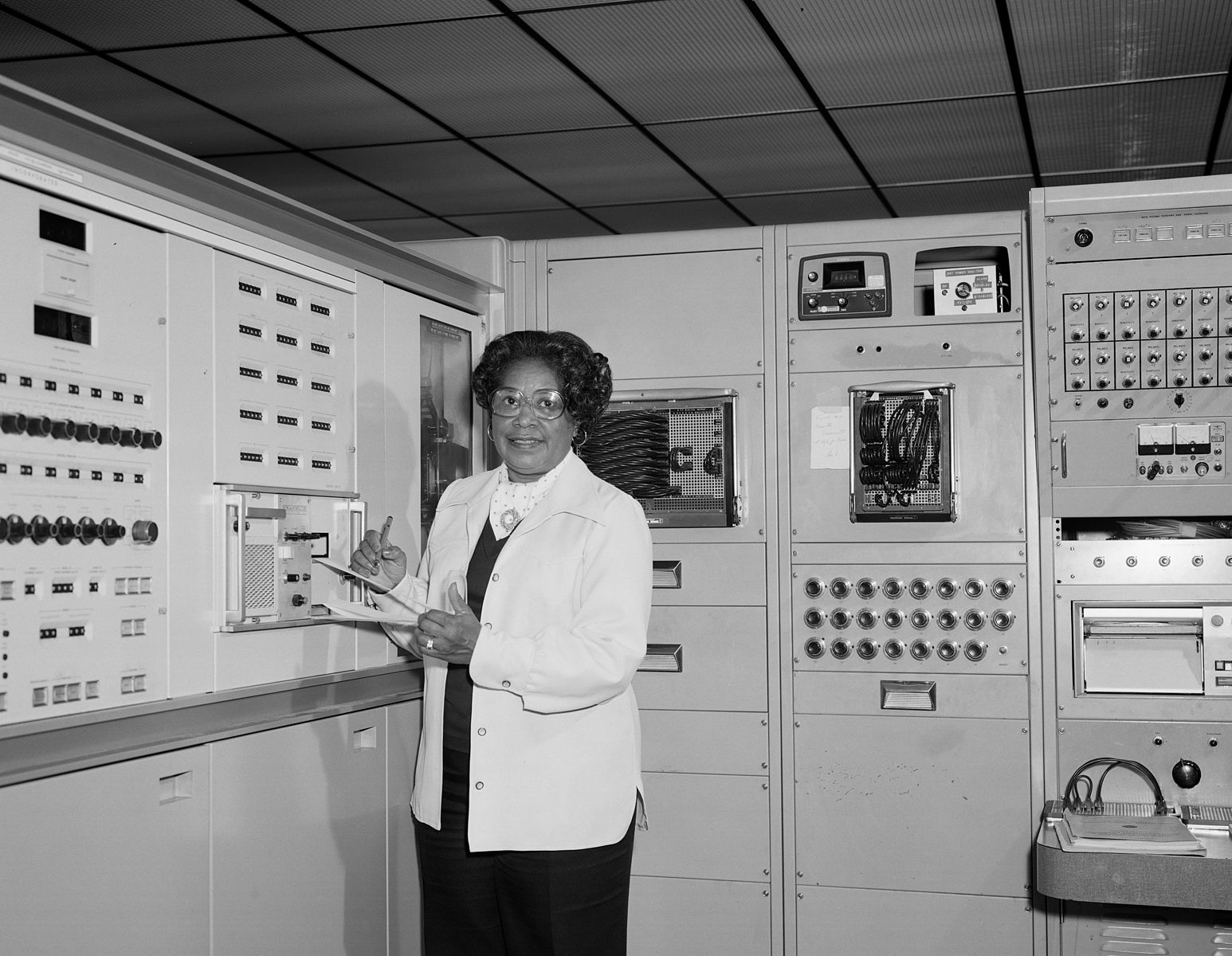 How Mary Jackson, NASA Engineer, Changed the World Shortform Books