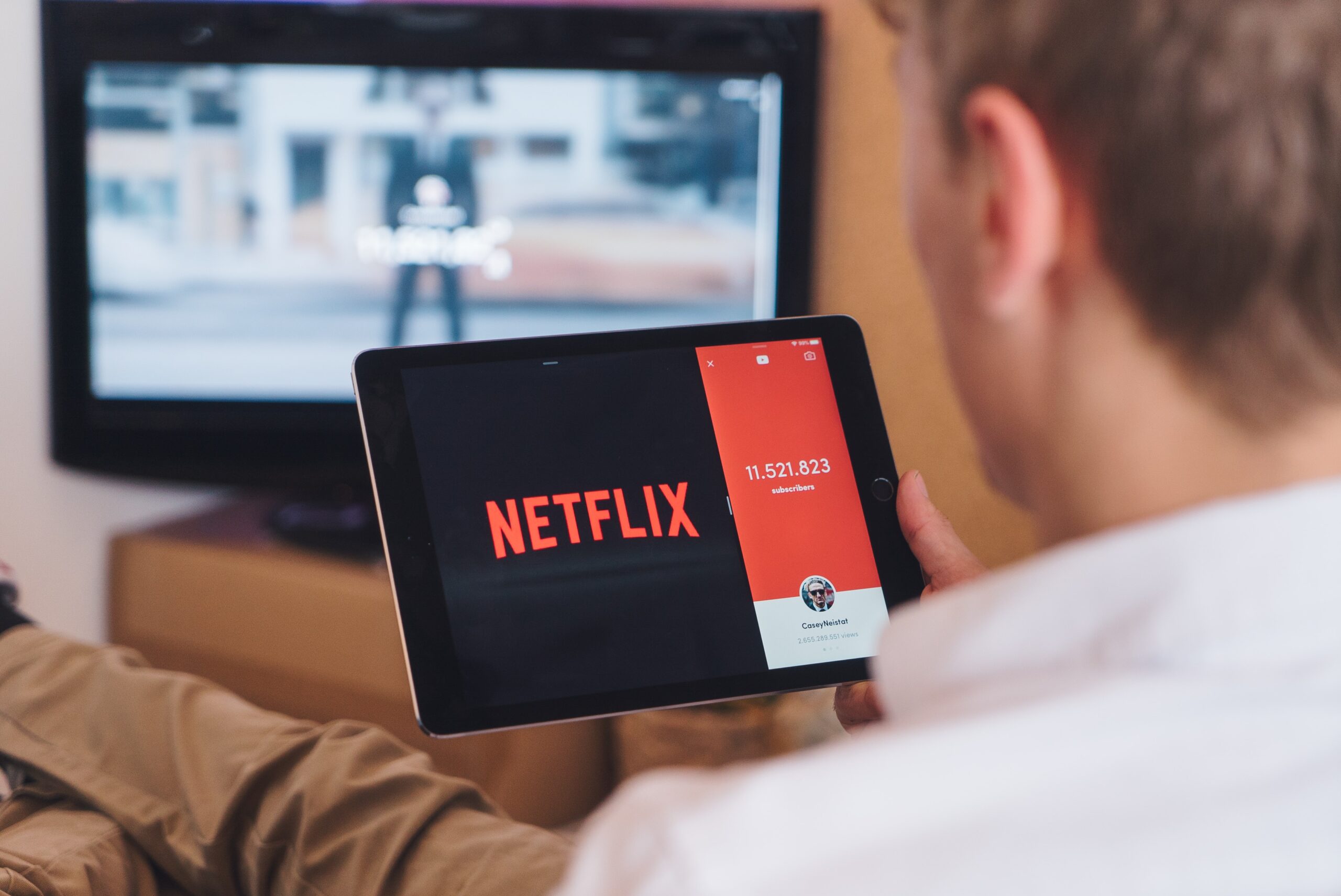 How The Netflix Innovation Strategy Empowers Staff | Shortform Books