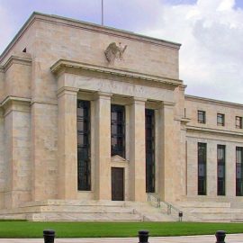 The Federal Reserve building in Washington, DC, illustrates the Fed's interest rate cut (September 2024)